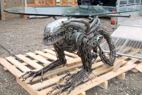 alien-furniture1.jpg