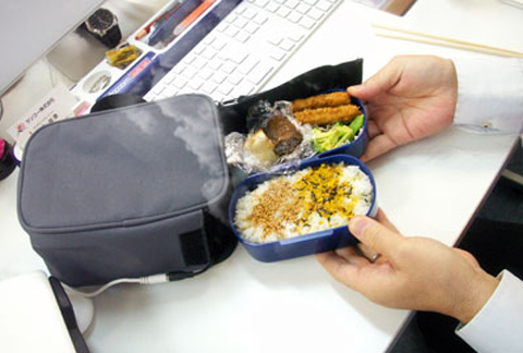 good gadget backpacks on USB-Powered Hot Lunch Bag | WooHome