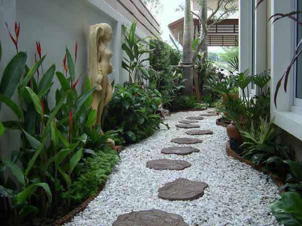 25-Lovely-DIY-Garden-Pathway-Ideas-16
