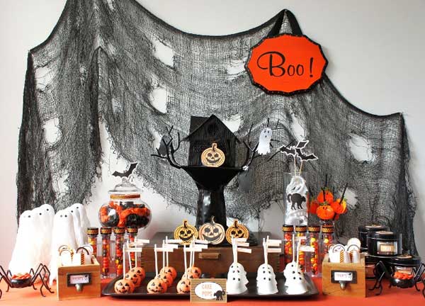 Decorate-your-Halloween-Table-1