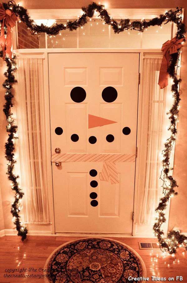 DIY Snowman Door Decor | 10 Last Minute DIY Christmas Decorations | Expressing Life