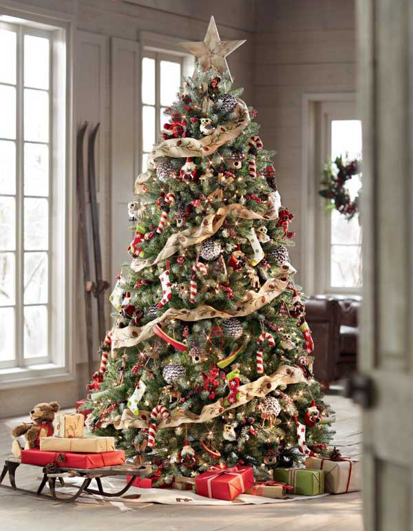 25 Creative And Beautiful Christmas Tree Decorating Ideas