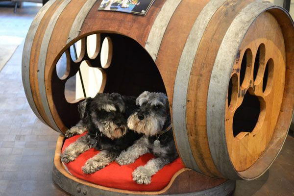 25 Brilliant DIY Ways of Reusing Old Wine Barrels