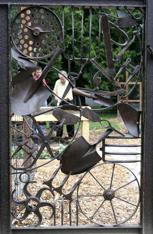 22 Beautiful Garden Gate Ideas To Reflect Style - Amazing DIY, Interior