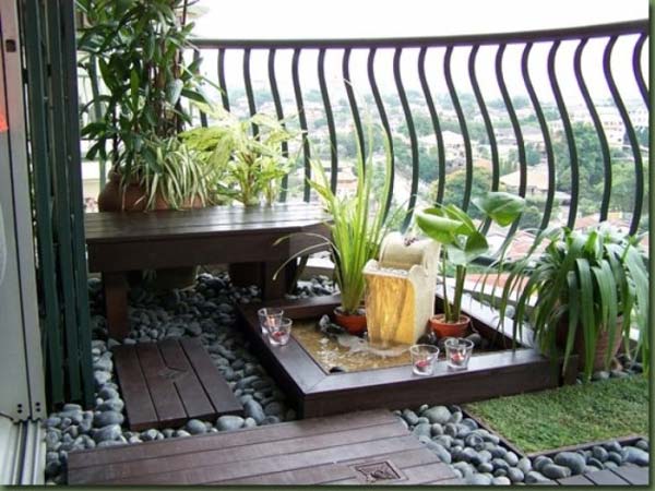 Small-Balcony-Garden-ideas-1