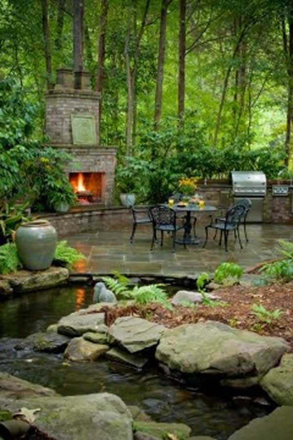 35 Impressive Backyard Ponds and Water Gardens - Amazing ...