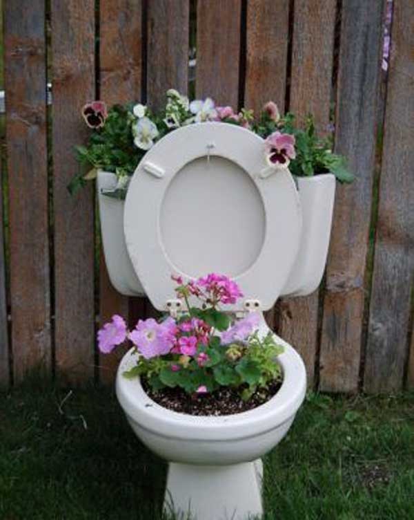 24 Whimsical DIY Recycled Planting Pots on the Cheap - Amazing DIY