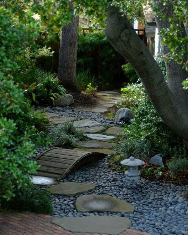 41 inspiring ideas for a charming garden path