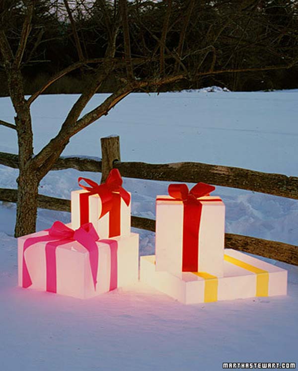 Outdoor-Christmas-Lighting-Decorations-10