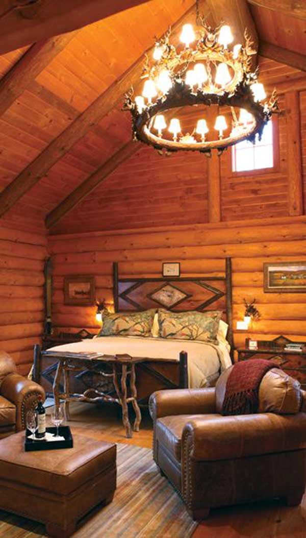 Unique Headboard In Cabin Bedroom Decor