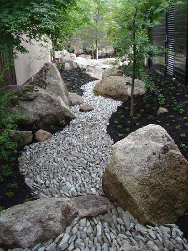 21 Lovely DIY Ideas To Spice Up Garden with Pebbles Art - Amazing DIY