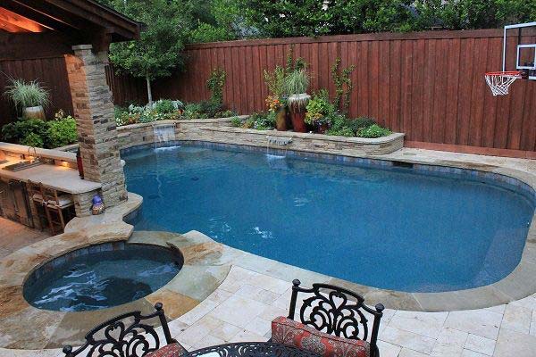 28 Fabulous Small Backyard Designs with Swimming Pool ...