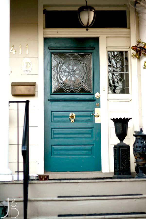32 Bold and Beautiful Colored Front Doors - Amazing DIY, Interior