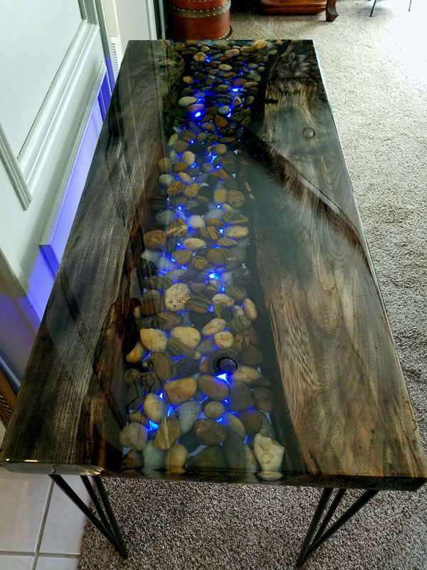 The Most Fabulous 15 Epoxy Resin Wood Tables - Amazing DIY 