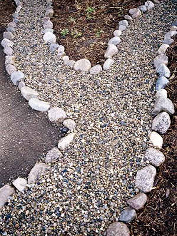 25-Lovely-DIY-Garden-Pathway-Ideas-19