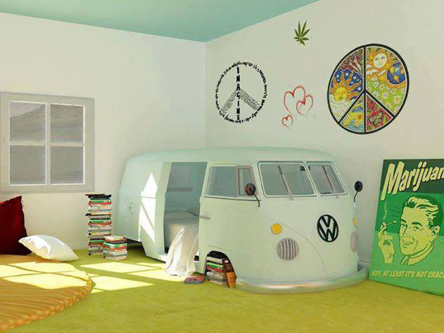 VW-Camper-Bed-in-a-kid's-bedroom