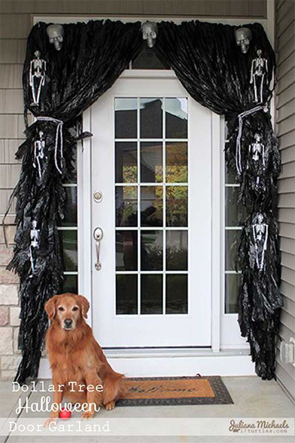 26 DIY Ideas How to Make Scary Halloween Decorations With Trash Bags