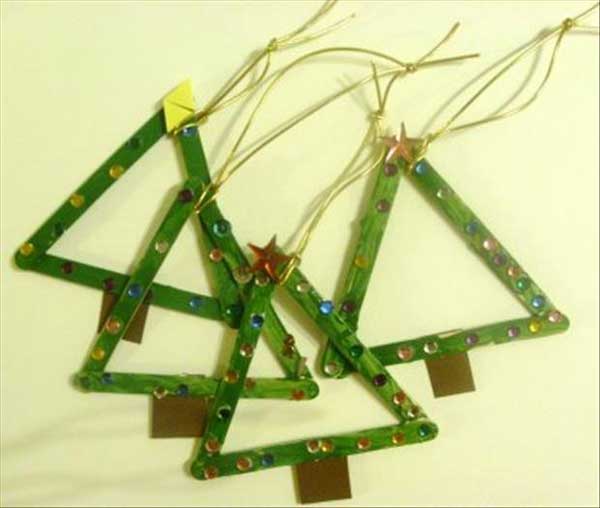 Christmas-crafts-to-Keep-Kids-busy-27