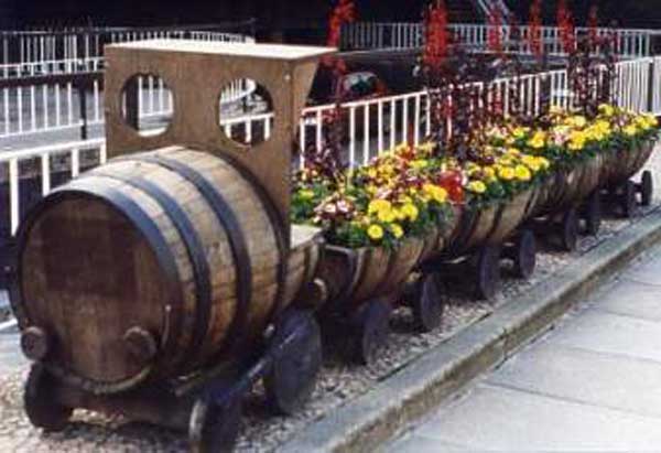 DIY-Ways-To-Re-Use-Wine-Barrels-9-2