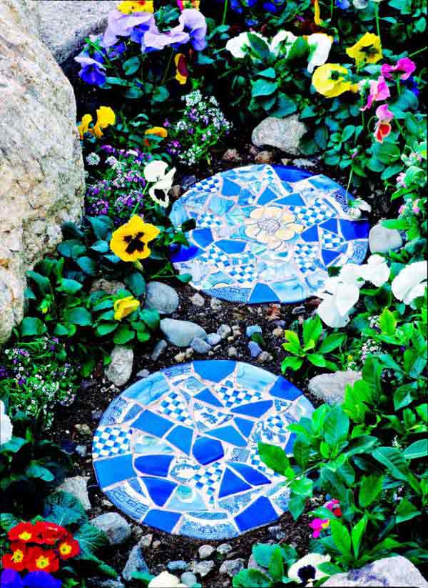 Cool DIY Stepping Stone 9