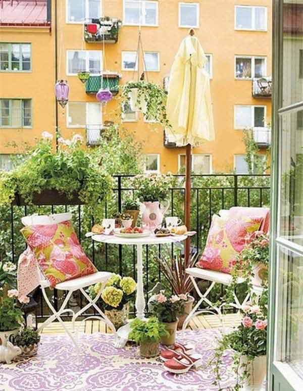 Small-Balcony-Garden-ideas-18