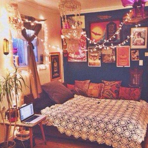 35 Charming Boho-Chic Bedroom Decorating Ideas - WooHome