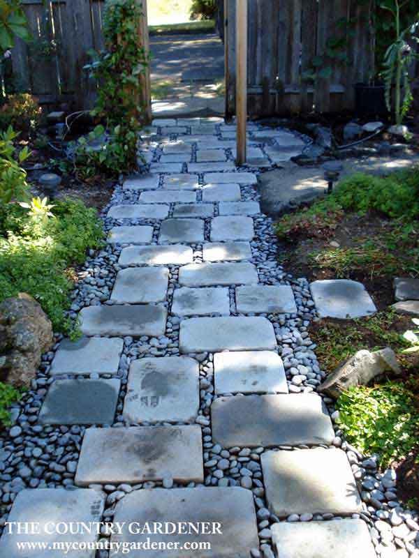 garden-walkway-ideas-36