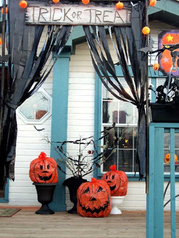 Halloween-porch-ideas-22