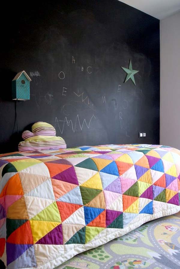 chalkboards-in-kids-rooms-19