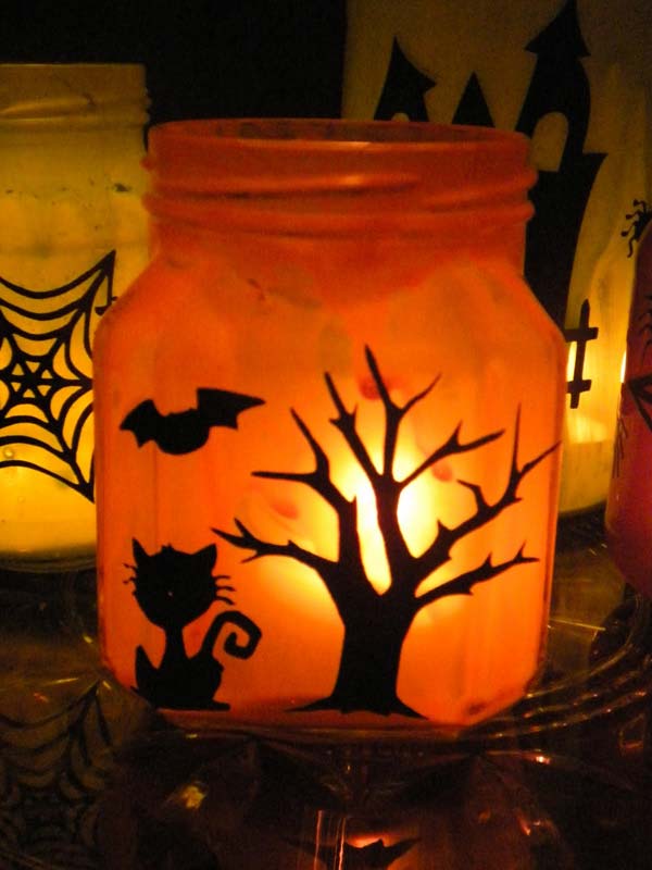 halloween-inspired-mason-jars-4