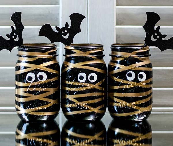 halloween-inspired-mason-jars-5