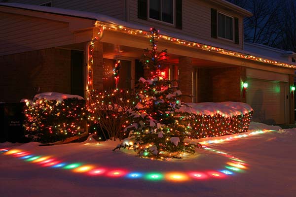 Top 46 Outdoor Christmas Lighting Ideas Illuminate The Holiday Spirit - WooHome