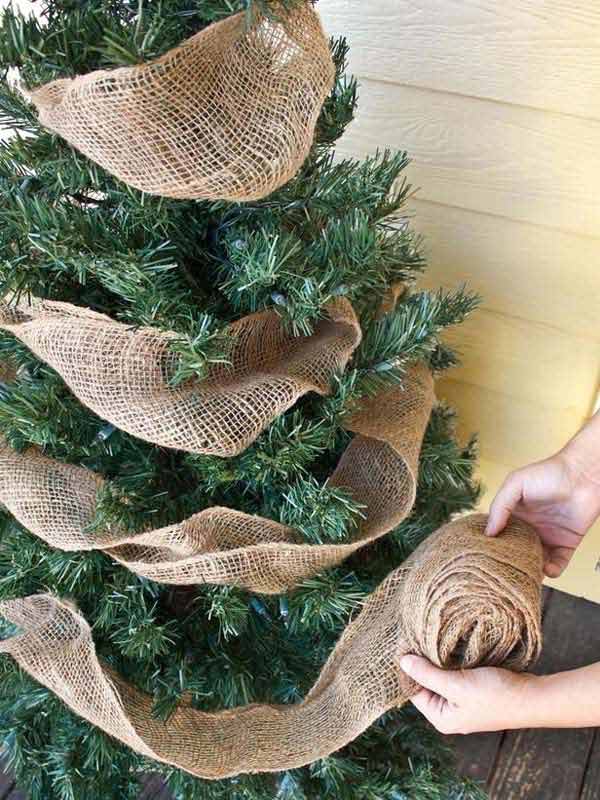 Clever-Christmas-hacks-4