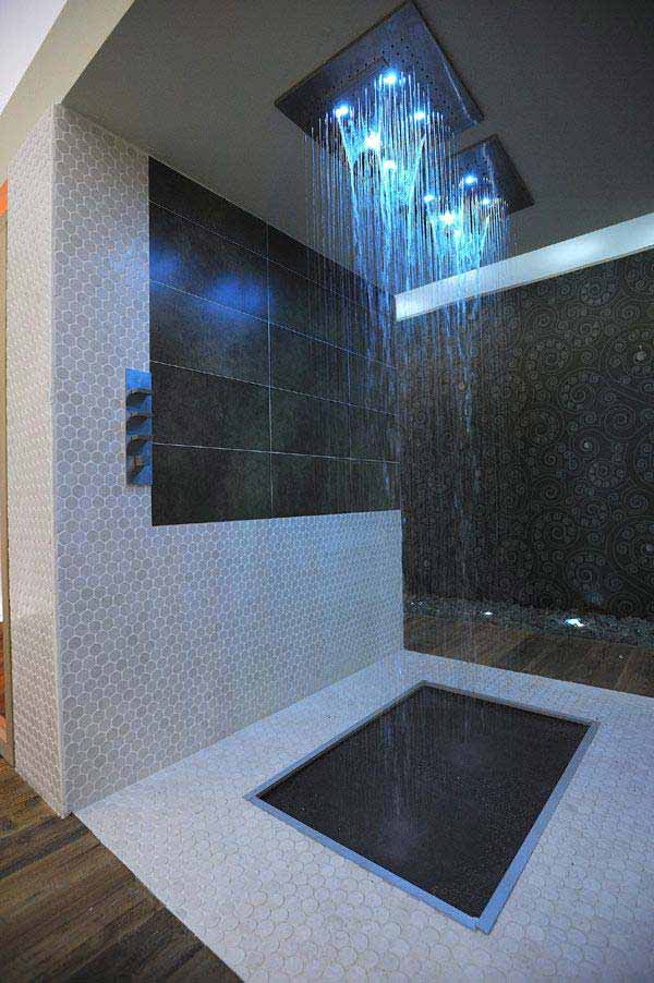 Rain-Showers-Bathroom-ideas-woohome-1