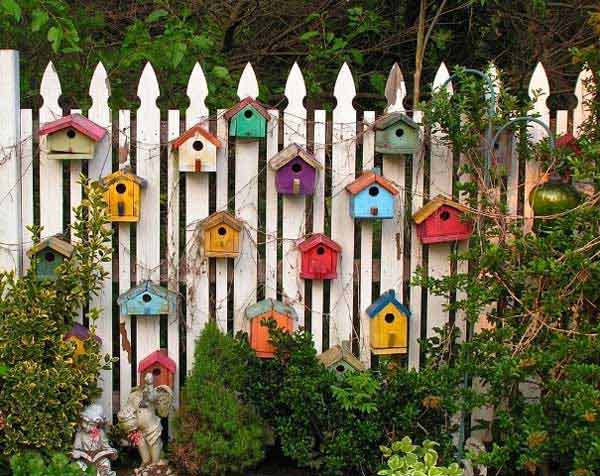 34 Easy and Cheap DIY Art Projects To Dress Up Your Garden - Amazing