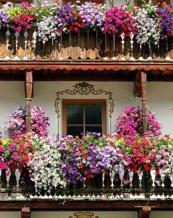 Spectacular-Balcony-Garden-Woohome-11