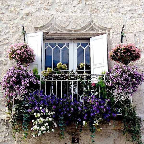 Spectacular-Balcony-Garden-Woohome-15