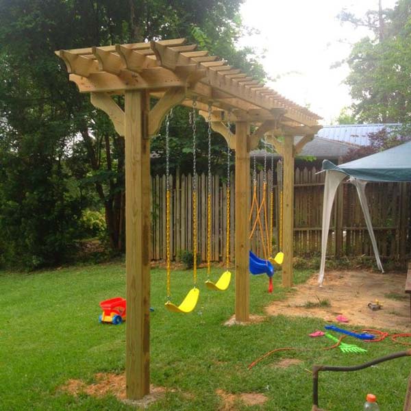 DIY-Backyard-Pergola-WooHome-20