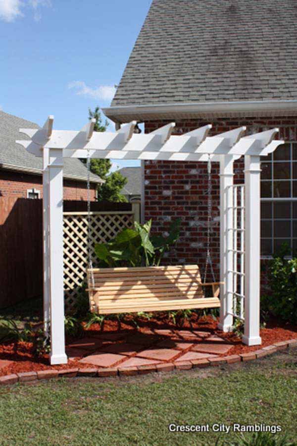 DIY-Backyard-Pergola-WooHome-22