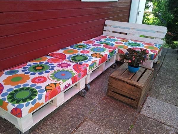 DIY-Outdoor-Seating-Ideas-WooHome-3