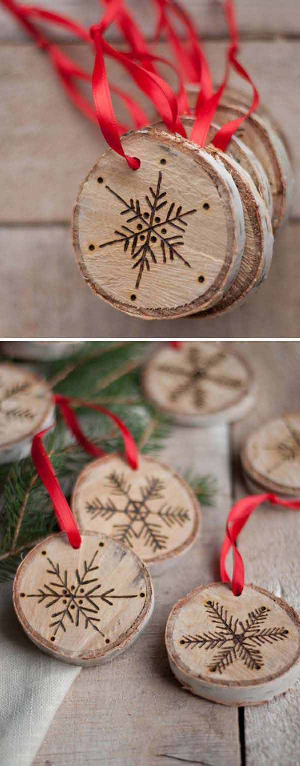 Christmas-Decor-with-Wood-WooHome-23