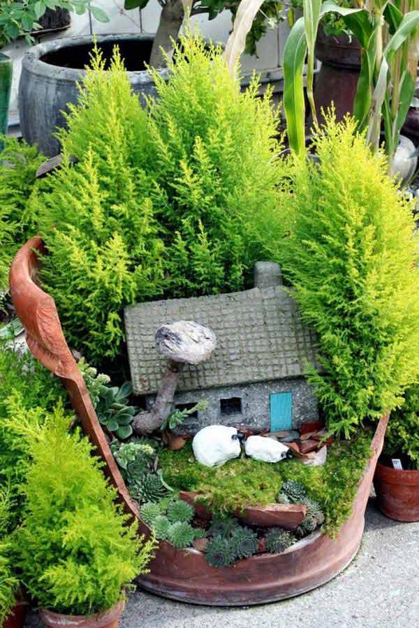 Broken-Pot-Fairy-Garden-5