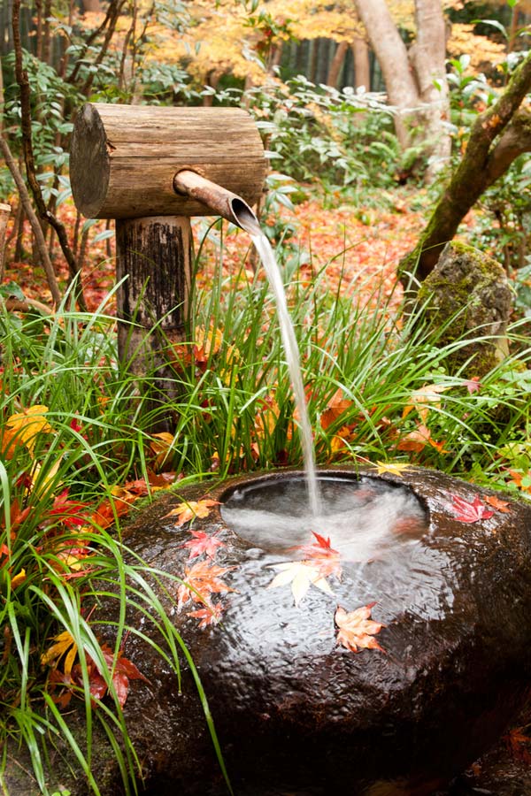 wood and log fountain woohome 3