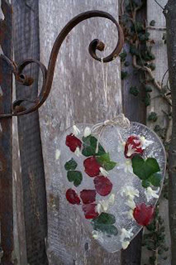 Outdoor Decorating Ideas with Hearts for This Valentines Day - Amazing