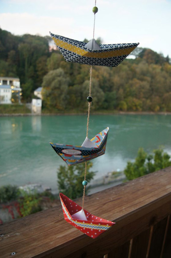 Eyecatching origami boats ornament