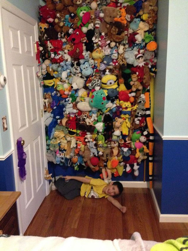 zoo stuffed animal holder