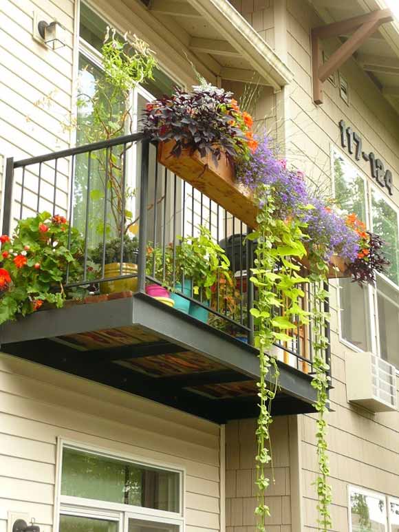 19 Railing Planter Ideas For Making Small Balcony Gardens