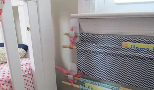 19 Incredible Command Hooks Hacks to Arrange Your Home Beautifully
